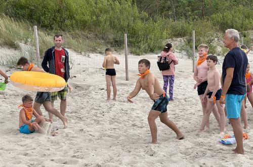 Obóz STE Międzywodzie 2022 - Pasowanie dzieci na "Wilka Morskiego" - 15